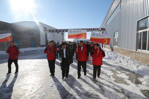筑夢峰會核心客戶參觀通四方農科廠區(qū) 筑夢峰會核心客戶參觀通四方農科廠區(qū)